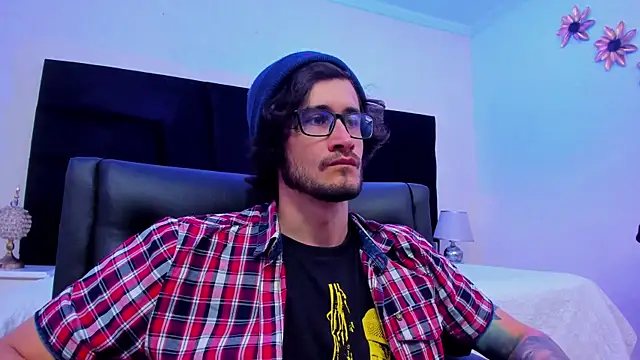 Snapshot of Loggan_donnelly chatting on 23, 1, 2025 Loggan donnelly online show from 23, 1, 2025