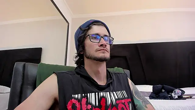 Snapshot of Loggan_donnelly chatting on 27, 1, 2025 Loggan donnelly online show from 27, 1, 2025