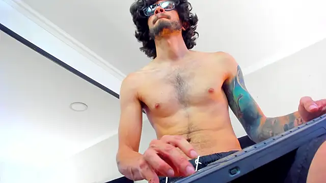 Snapshot of Loggan_donnelly chatting on 20, 2, 2025 Loggan donnelly online show from 20, 2, 2025