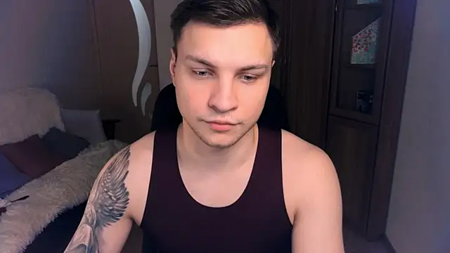 handsome guy01 online show from 19, 1, 2025