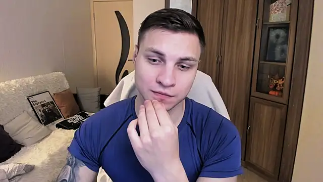 handsome guy01 online show from 28, 9, 2025