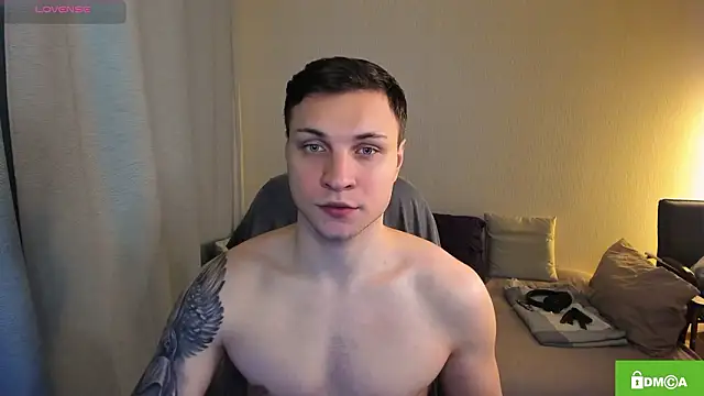 handsome guy01 online show from 28, 2, 2026