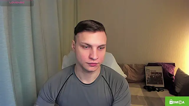 handsome guy01 online show from 22, 4, 2026