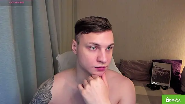 handsome guy01 online show from 26, 4, 2026