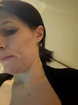 Lenchen  online show from 19, 1, 2025