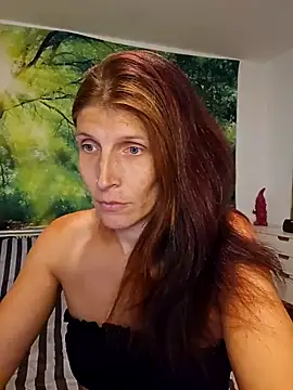 Lenchen  online show from 6, 7, 2026