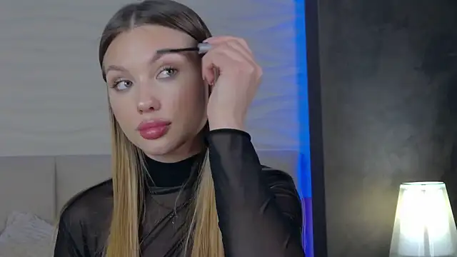 ViolaFlirt online show from 3, 3, 2025