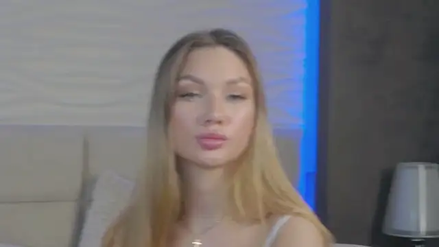 ViolaFlirt online show from 6, 3, 2025