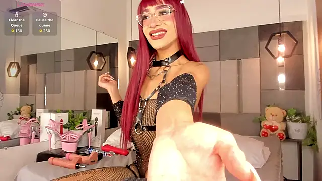 BritannyClaire online show from 8, 10, 2025