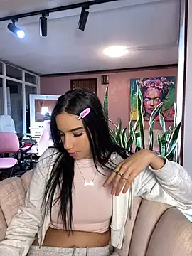 Praga Pink online show from 14, 1, 2025