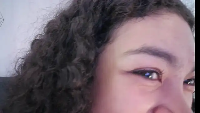 Snapshot of Aurora_ath chatting on 1, 3, 2025 Aurora ath online show from 1, 3, 2025