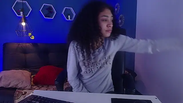 Snapshot of Aurora_ath chatting on 1, 2, 2026 Aurora ath online show from 1, 2, 2026