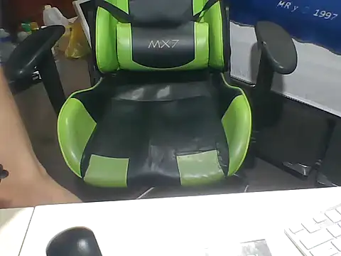 Snapshot of SOLESFETISHBR chatting on 8, 9, 2025 SOLESFETISHBR online show from 8, 9, 2025