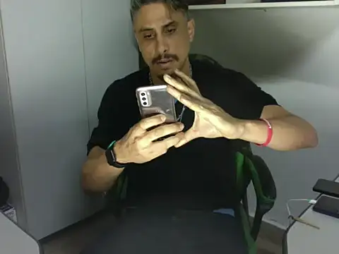 SOLESFETISHBR online show from 26, 7, 2026