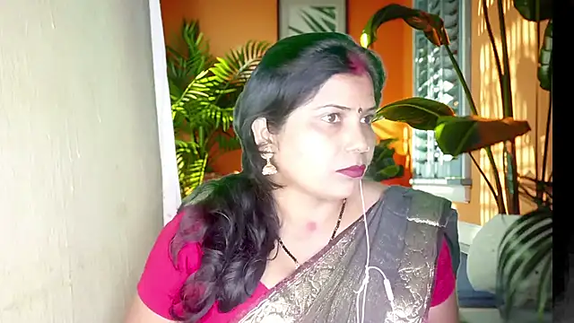 Snapshot of mamoni91 chatting on 15, 2, 2025 mamoni91 online show from 15, 2, 2025