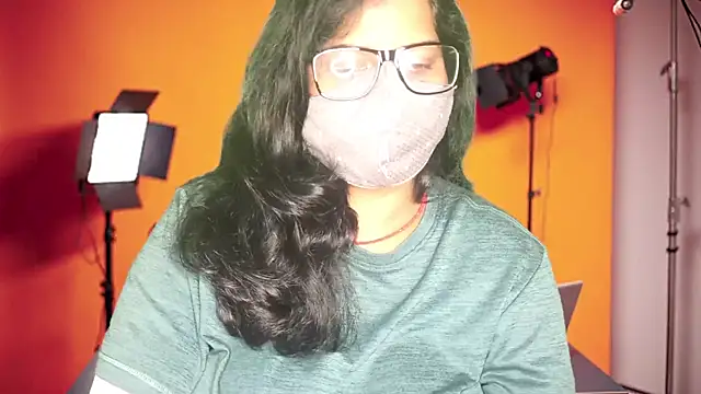 Snapshot of mamoni91 chatting on 10, 9, 2025 mamoni91 online show from 10, 9, 2025