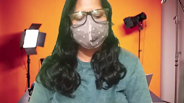 Snapshot of mamoni91 chatting on 14, 9, 2025 mamoni91 online show from 14, 9, 2025