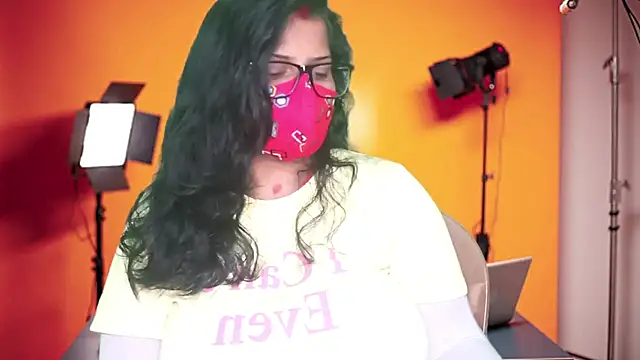 Snapshot of mamoni91 chatting on 22, 9, 2025 mamoni91 online show from 22, 9, 2025