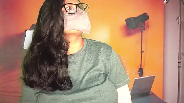 Snapshot of mamoni91 chatting on 10, 10, 2025 mamoni91 online show from 10, 10, 2025