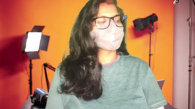 Snapshot of mamoni91 chatting on 22, 10, 2025 mamoni91 online show from 22, 10, 2025