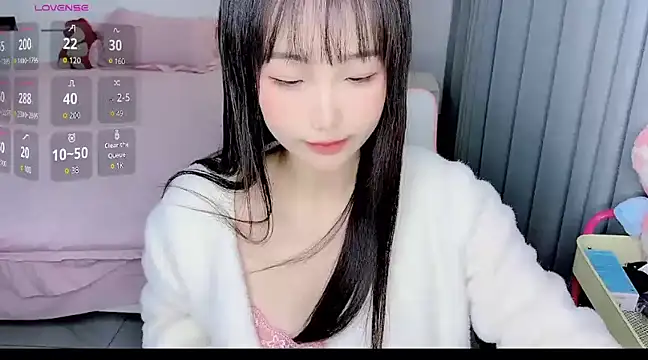 Snapshot of -Wendy__ chatting on 14, 2, 2025 -Wendy online show from 14, 2, 2025