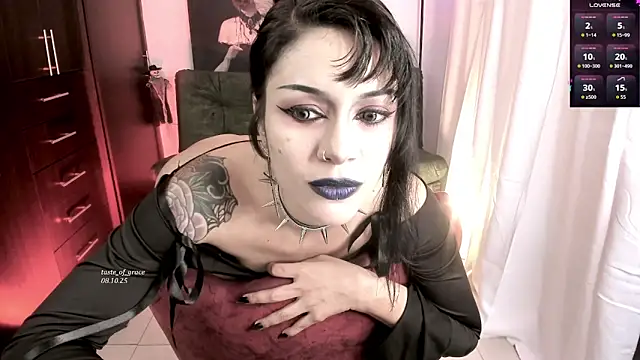 Snapshot of Taste_of_Grace chatting on 8, 10, 2025 Taste of Grace online show from 8, 10, 2025