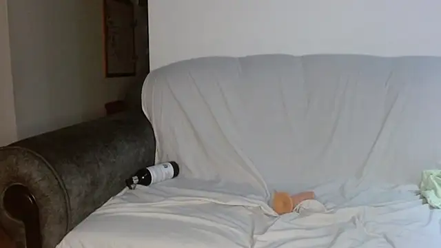 Vanessa Aniston online show from 29, 10, 2025