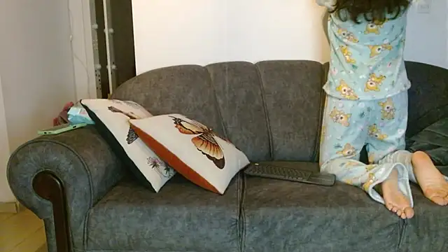 Vanessa Aniston online show from 25, 4, 2026