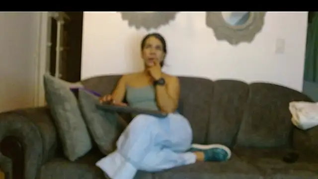 Snapshot of Vanessa_Aniston chatting on 6, 6, 2026 Vanessa Aniston online show from 6, 6, 2026