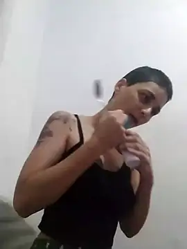 Luci foxx online show from 14, 1, 2025