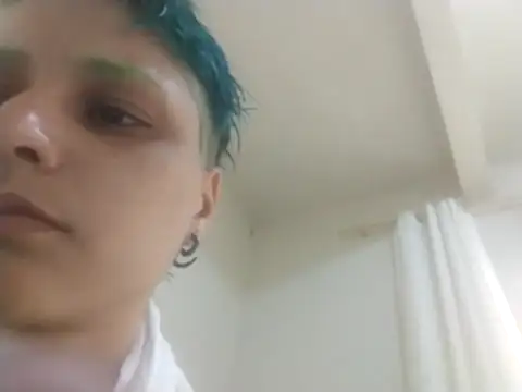 Luci foxx online show from 17, 10, 2025