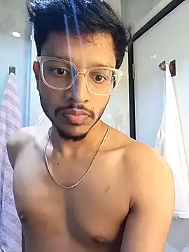 Snapshot of skinnyyyyyyyyy chatting on 22, 10, 2025 skinnyyyyyyyyy online show from 22, 10, 2025