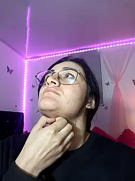 Hanna Kinsley online show from 4, 1, 2025