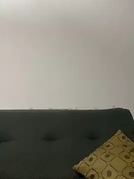 LCarreraa online show from 13, 2, 2025