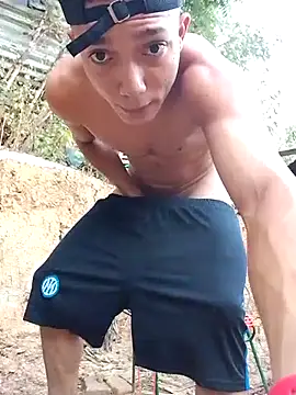 tayson  online show from 23, 9, 2025