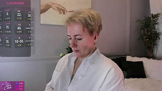 Snapshot of Nika_Smit chatting on 18, 1, 2025 Nika Smit online show from 18, 1, 2025