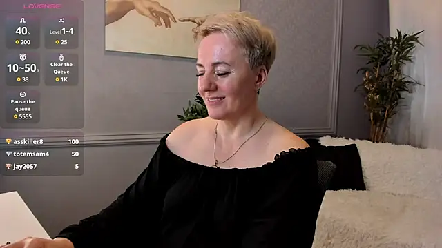 Snapshot of Nika_Smit chatting on 15, 3, 2025 Nika Smit online show from 15, 3, 2025