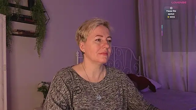 Nika Smit online show from 28, 2, 2026