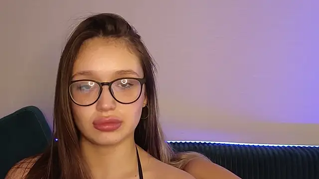 Megan Kira online show from 20, 2, 2025