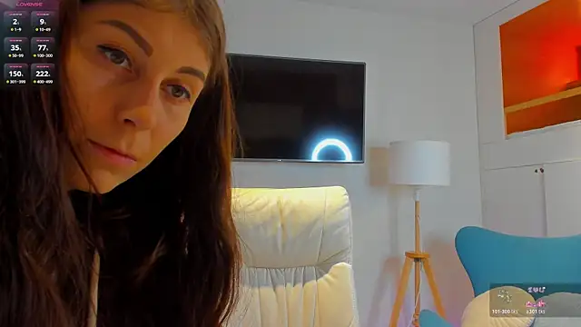 Hailey Green online show from 19, 4, 2026