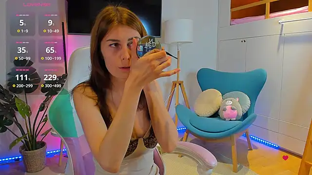 Hailey Green online show from 14, 7, 2026