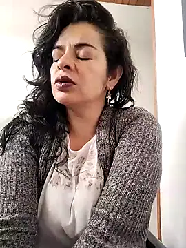 NATHALIA-28  online show from 8, 2, 2025