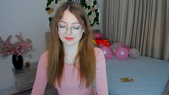 SereneFlame online show from 16, 2, 2025