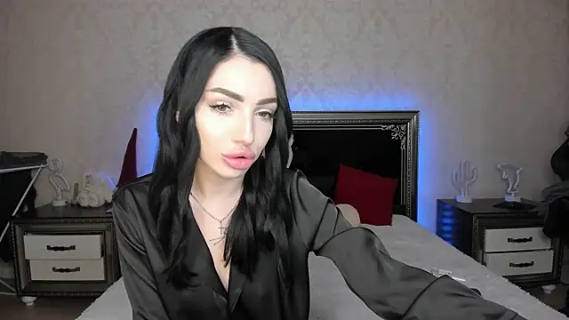 NancyLovee  online show from 19, 3, 2025