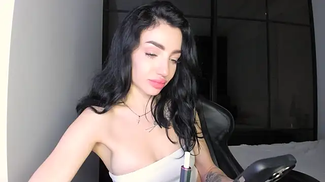 NancyLovee  online show from 17, 10, 2025