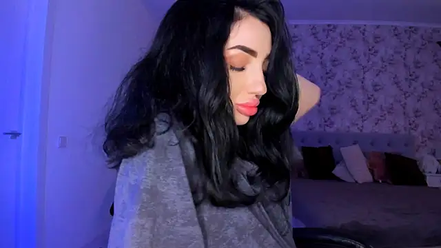 Snapshot of NancyLovee_ chatting on 7, 6, 2026 NancyLovee online show from 7, 6, 2026