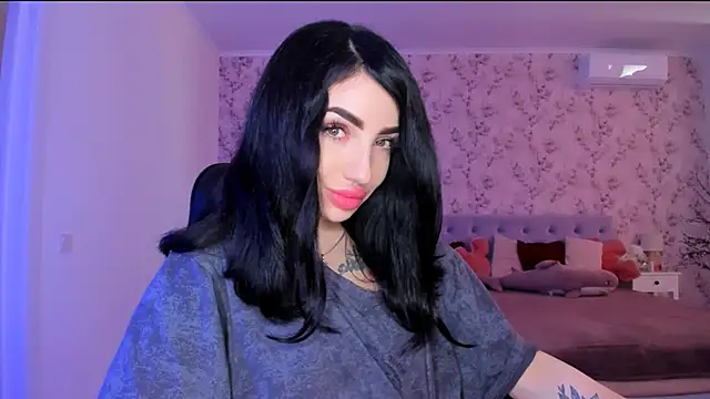 Snapshot of NancyLovee_ chatting on 16, 6, 2026 NancyLovee online show from 16, 6, 2026