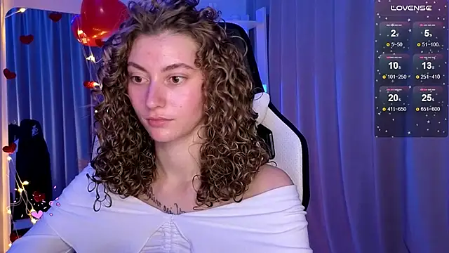 lady curls online show from 17, 2, 2025