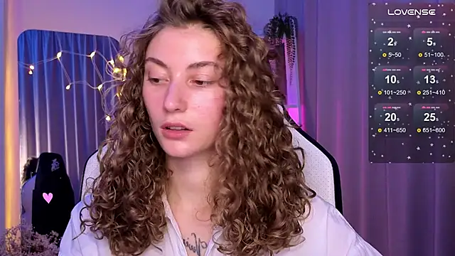 lady curls online show from 15, 3, 2025