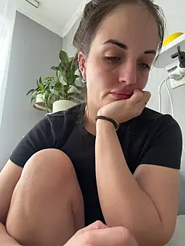 AmiLavs online show from 8, 3, 2026